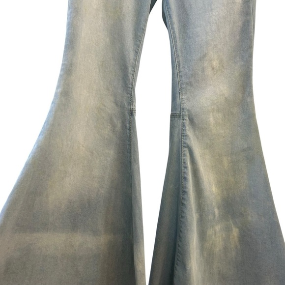 Free People Hippie 70s Bell Bottoms Flare Jeans Retro Size 26 - Picture 7 of 15